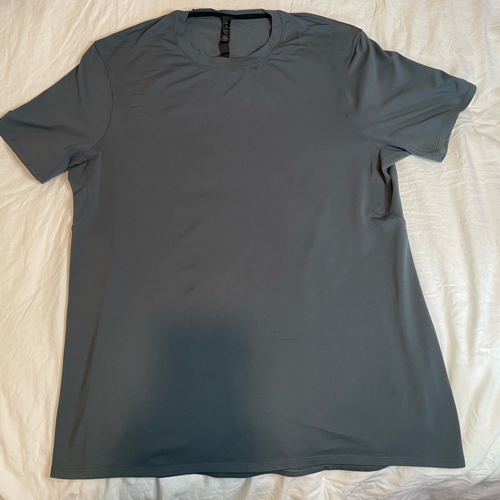 Mens Lululemon Fundamental T Shirt